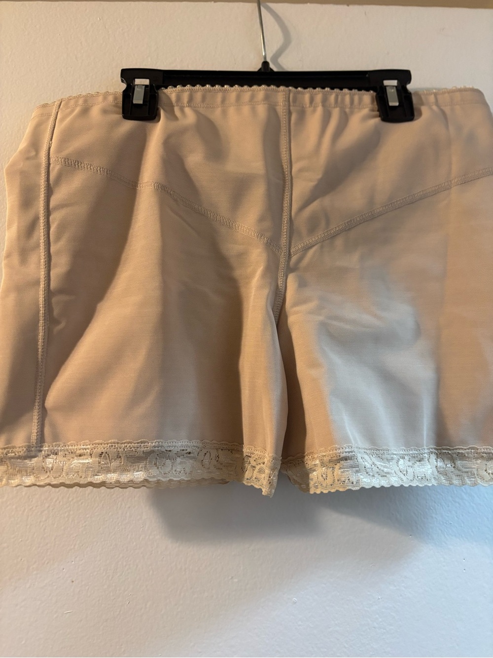 Women's Lace-Trim Shapewear Shorts - Beige